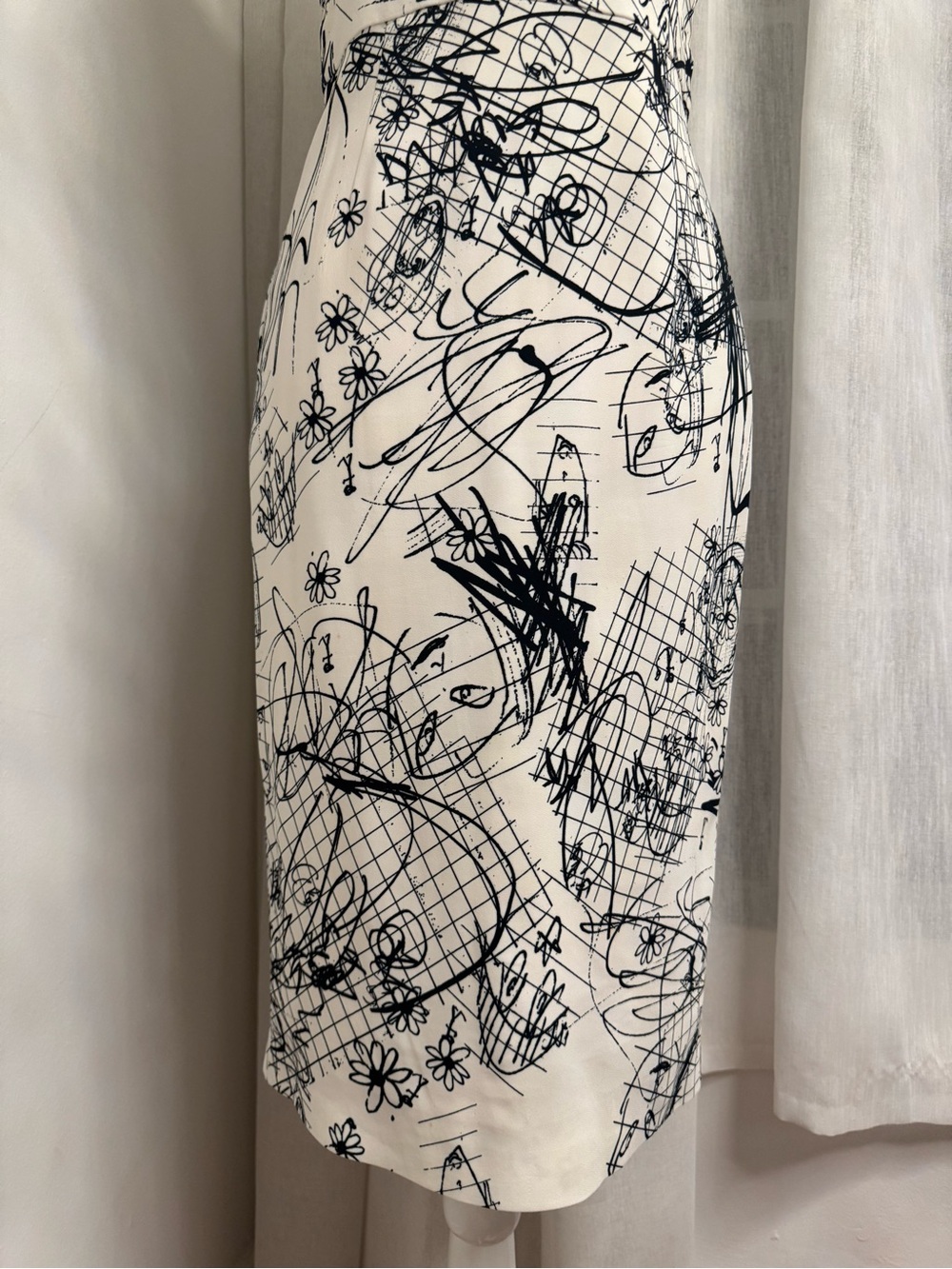 Cushnie Et Ochs Sexy Midi Halter Dress with Artistic Black Sketch Print - Picture 7 of 12